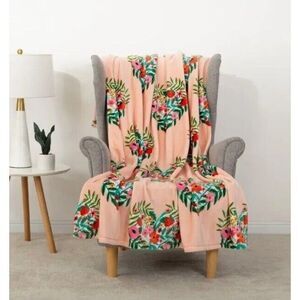 Berkshire Artist Series Throw Blanket Mia Charro Pink Floral Hearts 50x72 NWT
